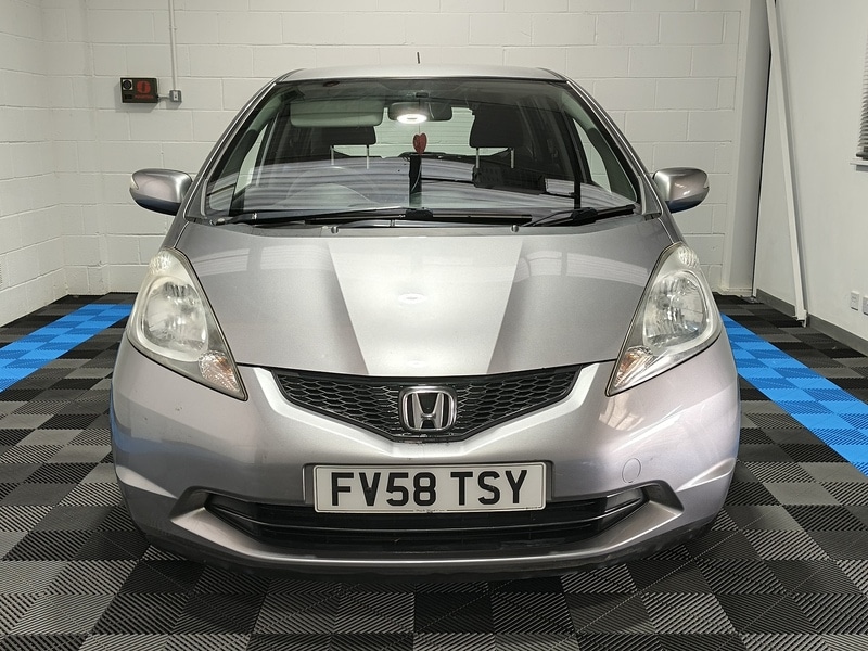 Used Honda Jazz 2009 for sale - 76863568: Photo 2