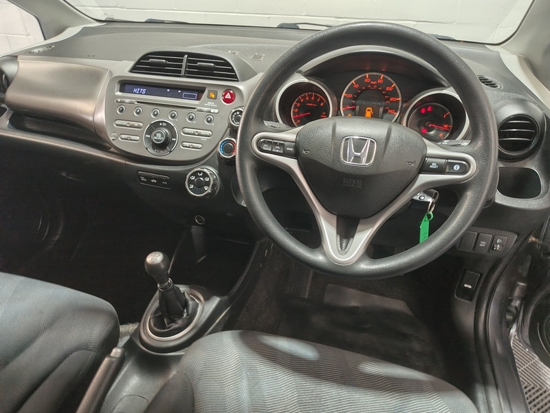 Used Honda Jazz 2009 for sale - 76863568: Photo 21