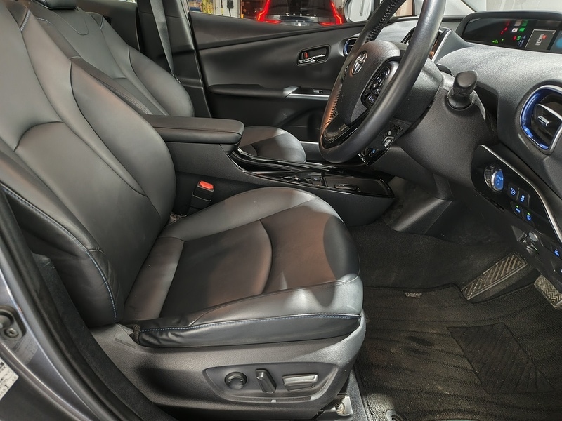 Used Toyota Prius 2025 for sale - 77318208: Photo 31