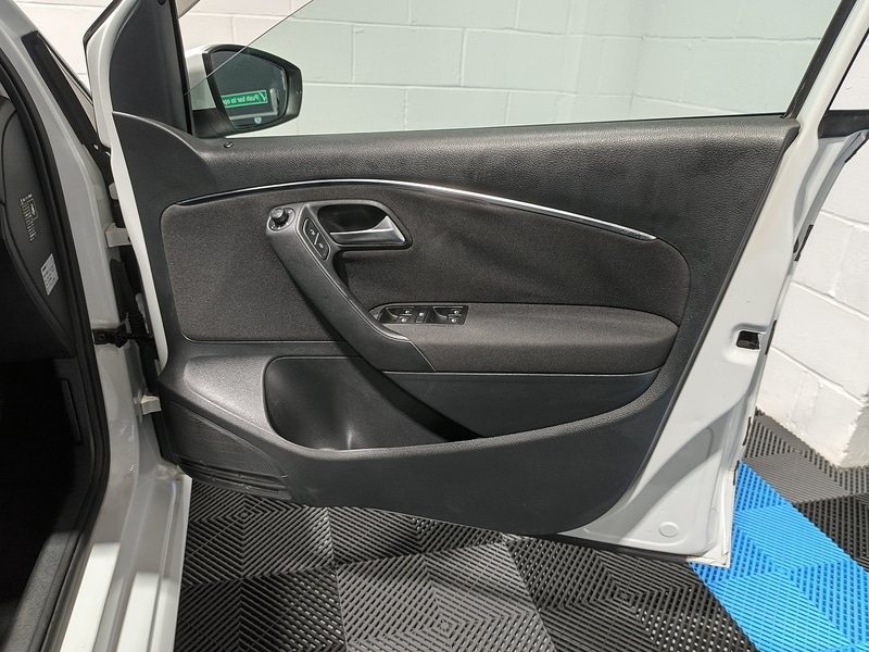 Used Volkswagen Polo for sale - 76747990: Photo 32