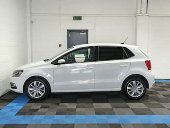 Used Volkswagen Polo 2014 for sale - 79541700: Photo