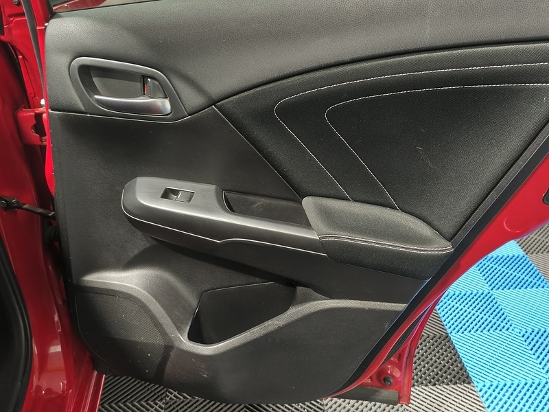 Used Honda Civic 2015 for sale - 76205297: Photo 16