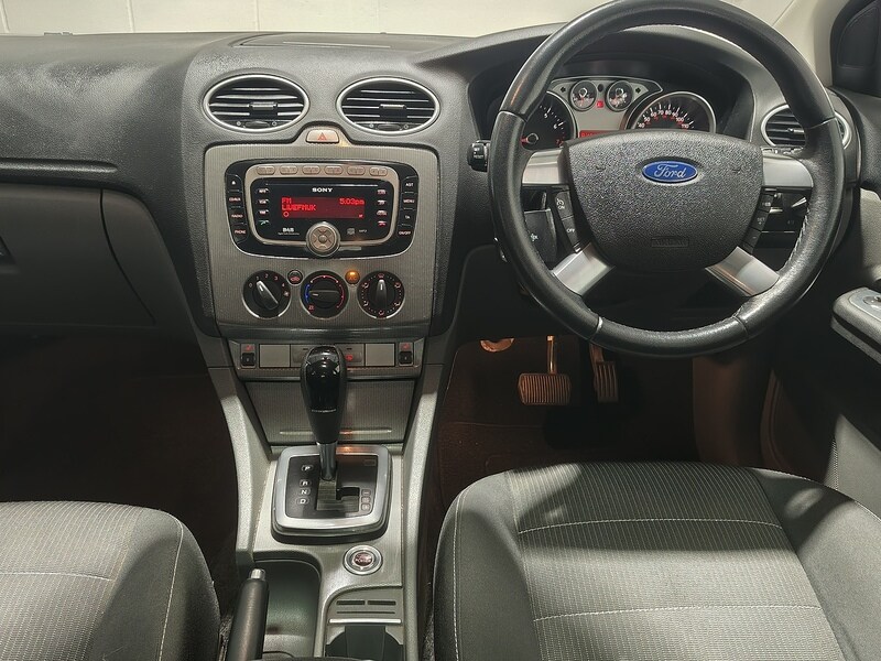 Used Ford Focus 2010 for sale - 76286221: Photo 19