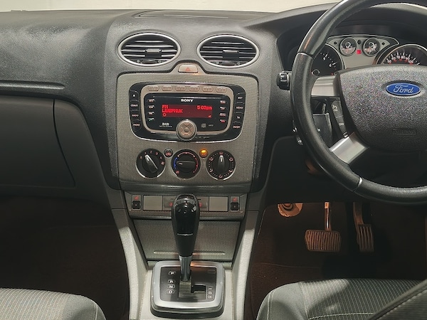 Used Ford Focus 2010 for sale - 76286221: Photo 20