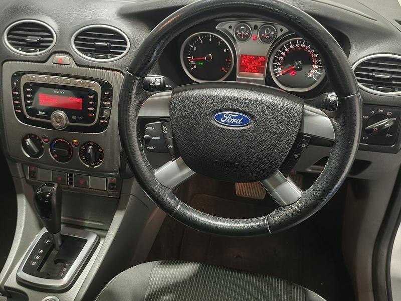 Used Ford Focus 2010 for sale - 76286221: Photo 26