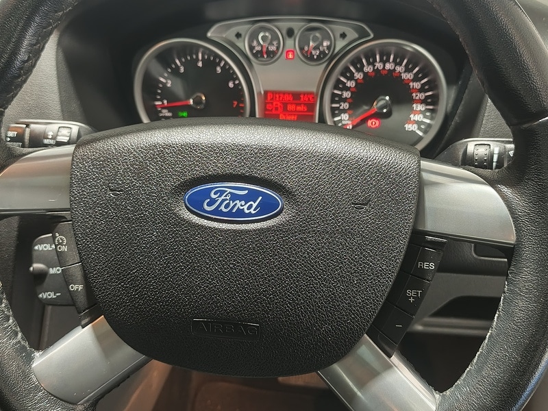 Used Ford Focus 2010 for sale - 76286221: Photo 28