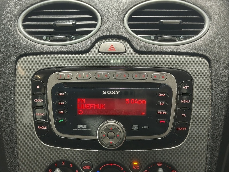 Used Ford Focus 2010 for sale - 76286221: Photo 29