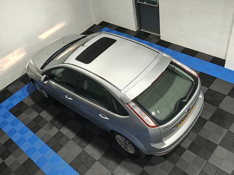 Used Ford Focus 2010 for sale - 76286221: Photo 34