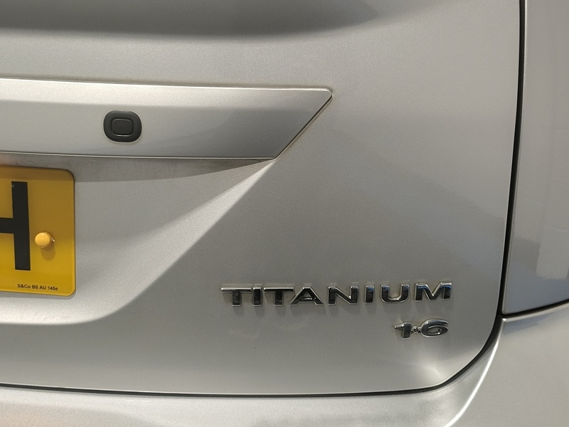 Used Ford Focus 2010 for sale - 76286221: Photo 9