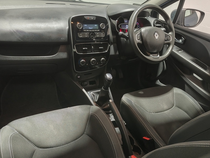 Used Renault Clio 2025 for sale - 77906035: Photo 17