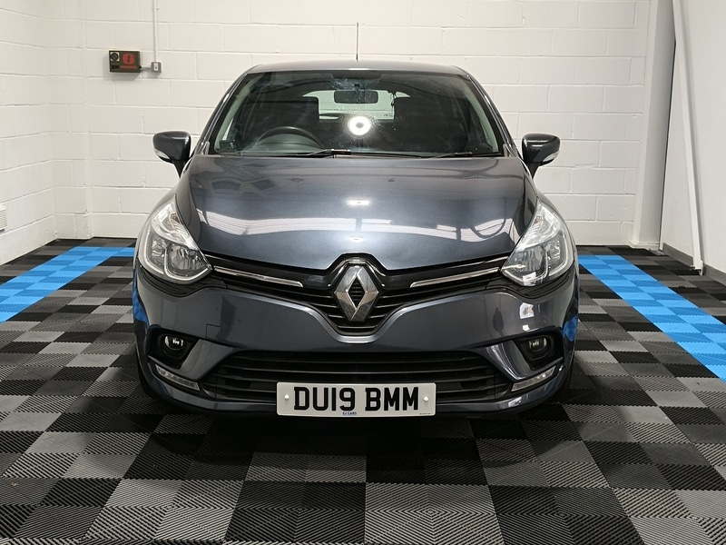 Used Renault Clio 2025 for sale - 77906035: Photo 2