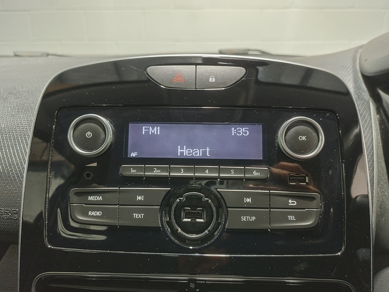 Used Renault Clio 2025 for sale - 77906035: Photo 26