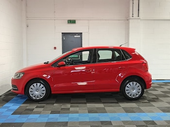 Used Volkswagen Polo 2015 for sale - 79217315: Photo