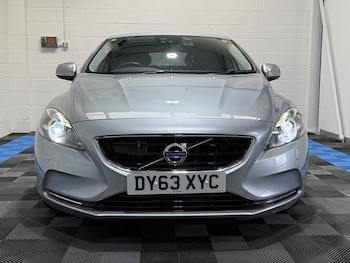 Used Volvo V40 2013 for sale - 79434062: Photo