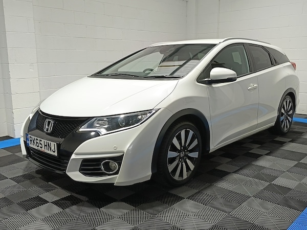 Used Honda Civic 2015 for sale - 76219785: Photo 3