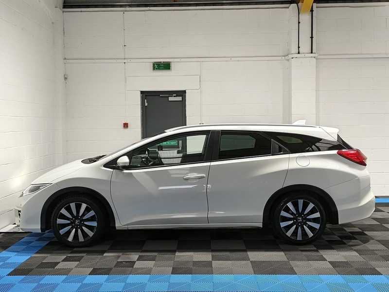 Used Honda Civic 2015 for sale - 76219785: Photo 4