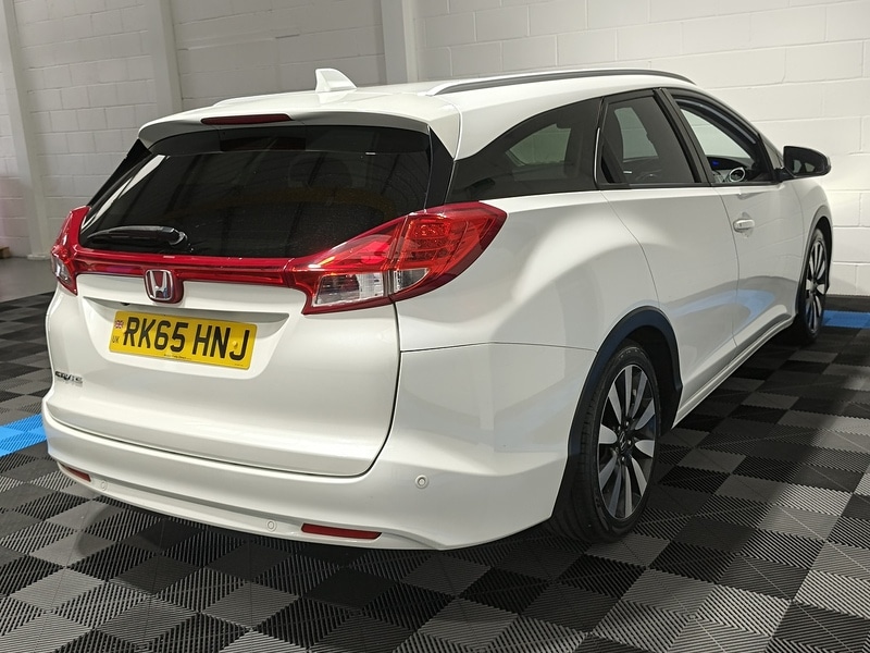 Used Honda Civic 2015 for sale - 76219785: Photo 7