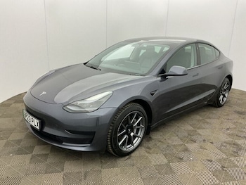 Used Tesla Model 3 2023 for sale - 79193132: Photo