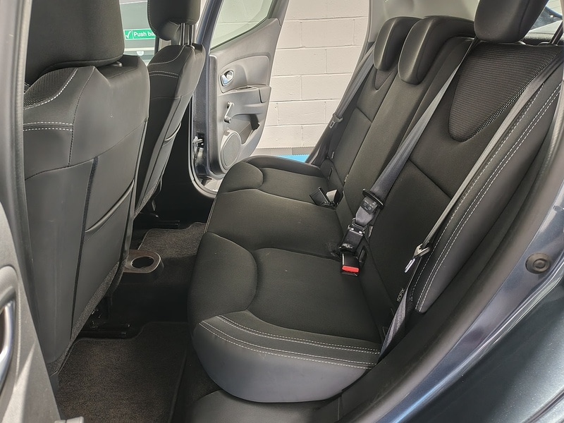 Used Renault Clio for sale - 76436137: Photo 20