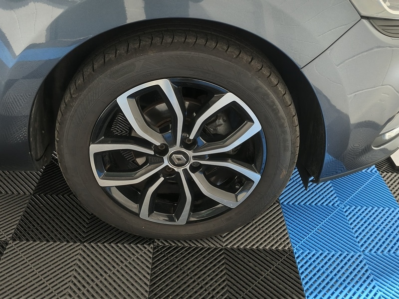 Used Renault Clio for sale - 76436137: Photo 8