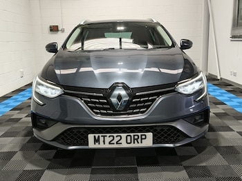 Used Renault Megane 2022 for sale - 77888212: Photo
