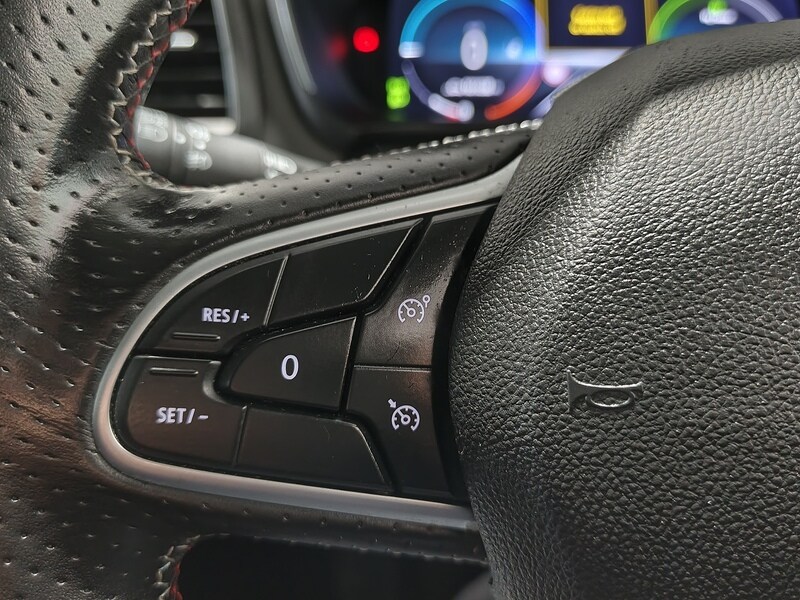 Used Renault Megane 2022 for sale - 77888212: Photo 51