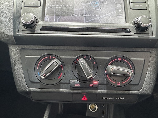 Used SEAT Ibiza 2017 for sale - 75685360: Photo 24