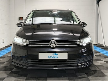 Used Volkswagen Touran 2020 for sale - 79579244: Photo