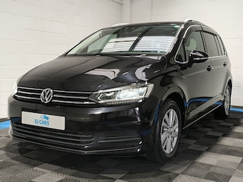 Used Volkswagen Touran 2020 for sale - 79579244: Photo