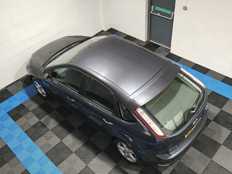 Used Ford Focus 2010 for sale - 76798876: Photo 10