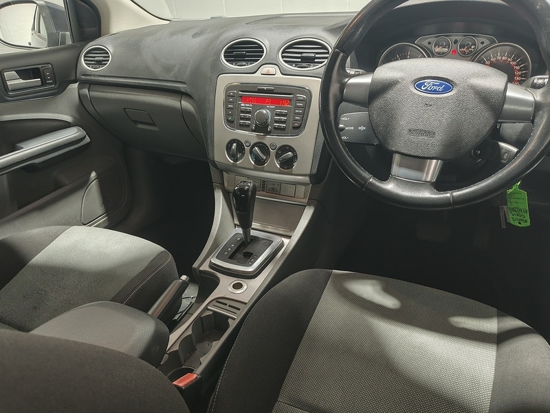 Used Ford Focus 2010 for sale - 76798876: Photo 17