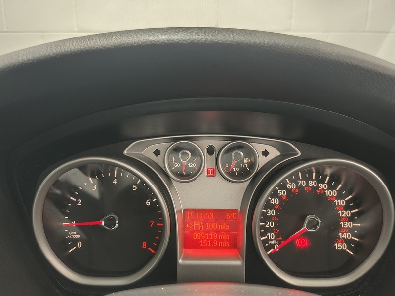 Used Ford Focus 2010 for sale - 76798876: Photo 26