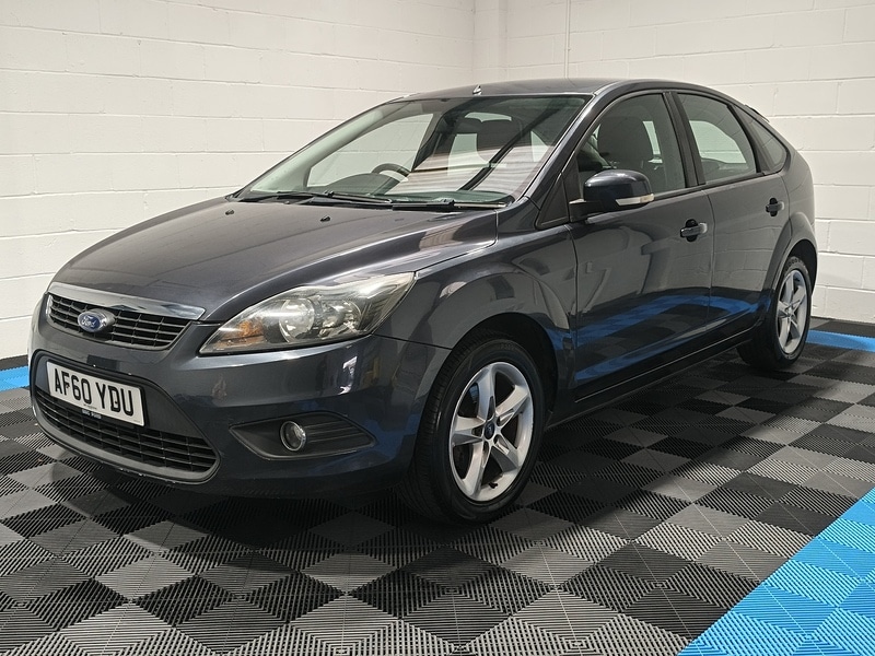 Used Ford Focus 2010 for sale - 76798876: Photo 3