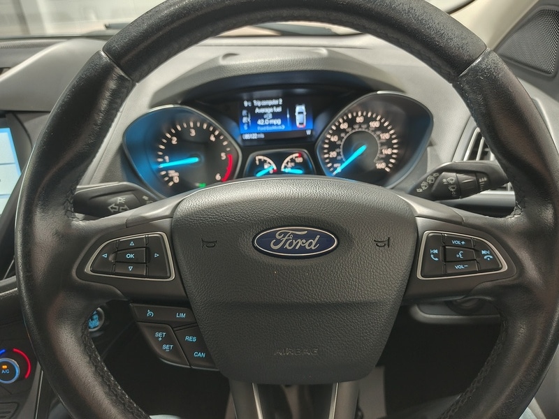 Used Ford Kuga 2017 for sale - 76969769: Photo 29