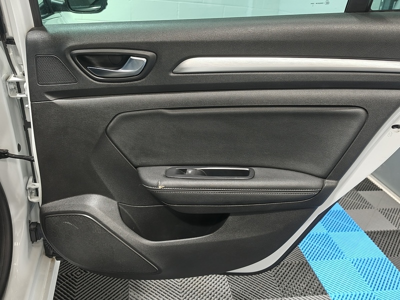 Used Renault Megane 2021 for sale - 78027136: Photo 18