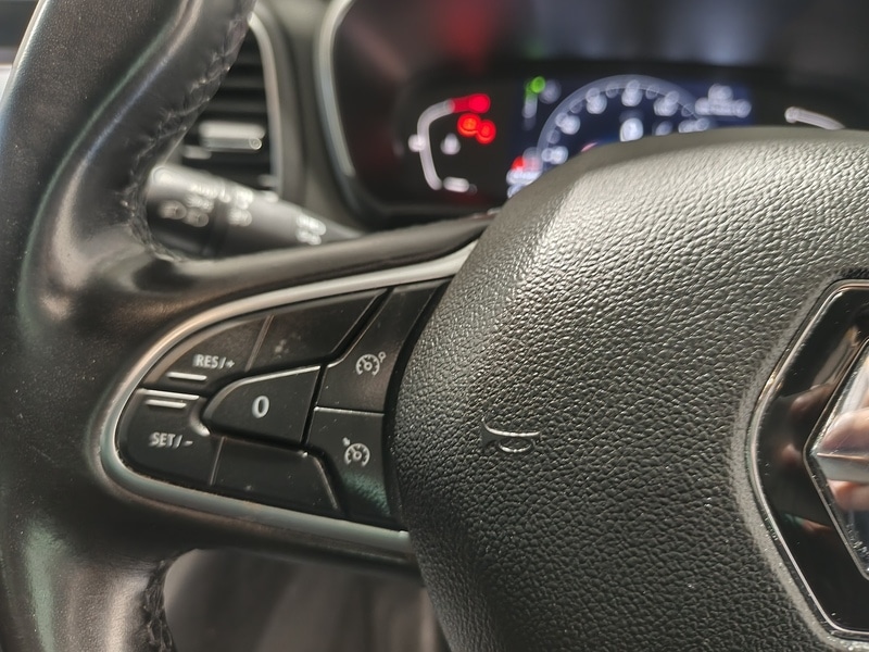 Used Renault Megane 2021 for sale - 78027136: Photo 32