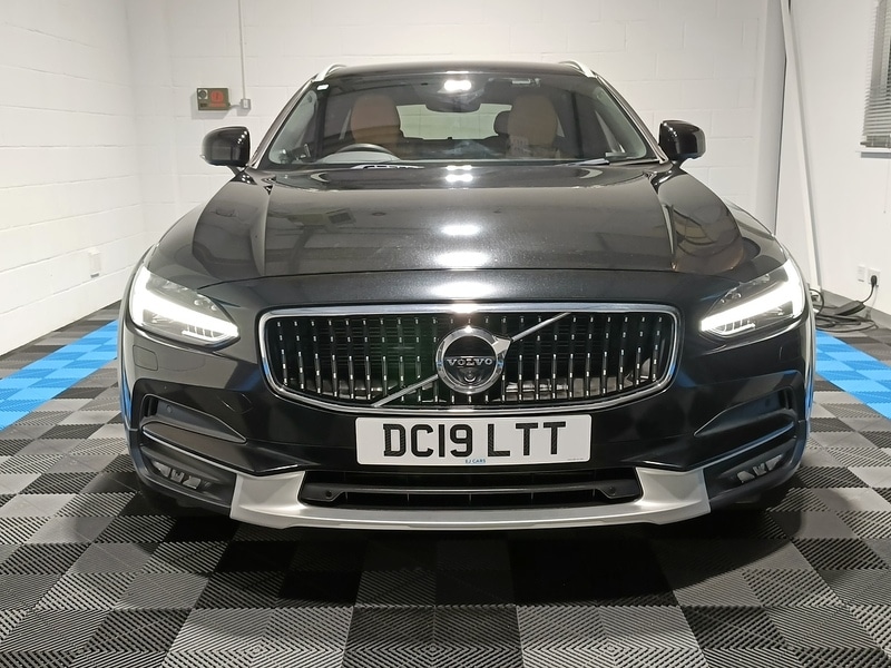 Used Volvo V90 for sale - 77318207: Photo 2