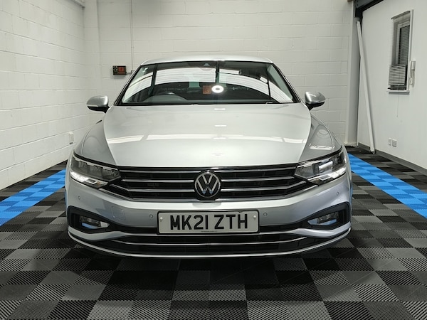 Used Volkswagen Passat 2021 for sale - 75585975: Photo 2