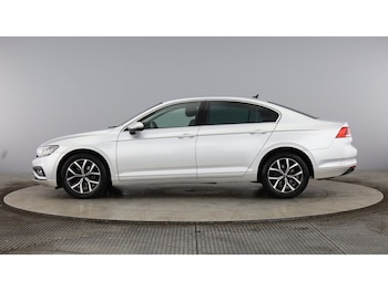 Used Volkswagen Passat 2021 for sale - 75585975: Photo