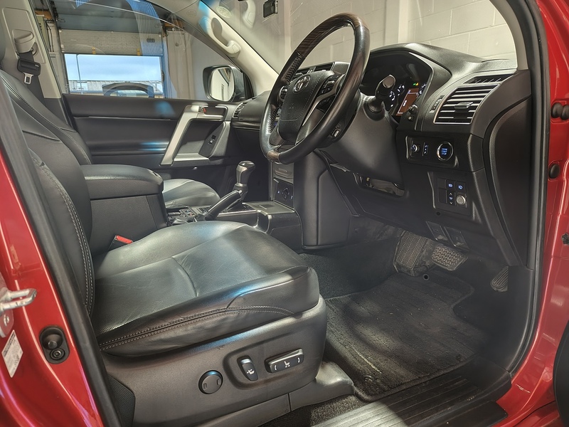 Used Toyota Land Cruiser for sale - 77635228: Photo 46