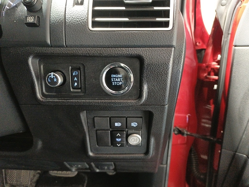 Used Toyota Land Cruiser for sale - 77635228: Photo 50