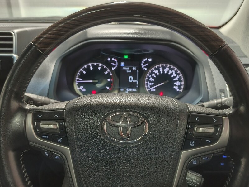 Used Toyota Land Cruiser for sale - 77635228: Photo 59