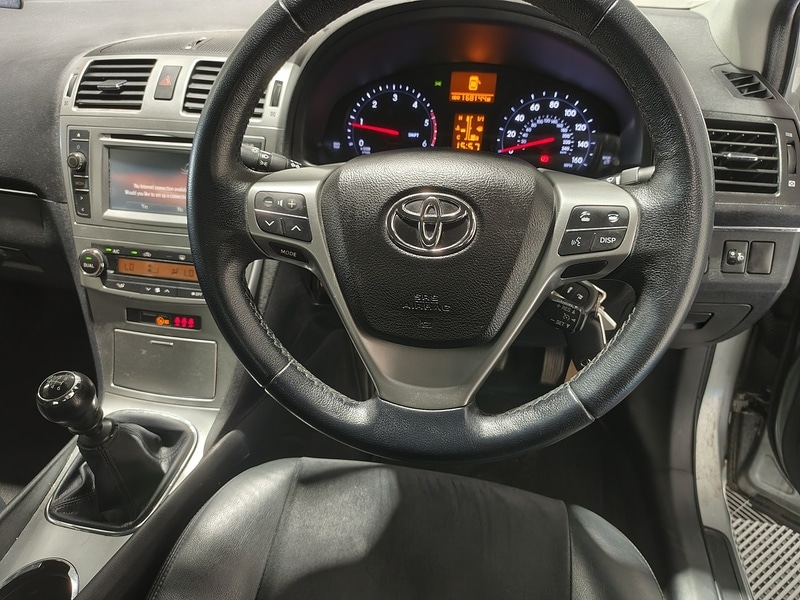 Used Toyota Avensis 2014 for sale - 76253214: Photo 29