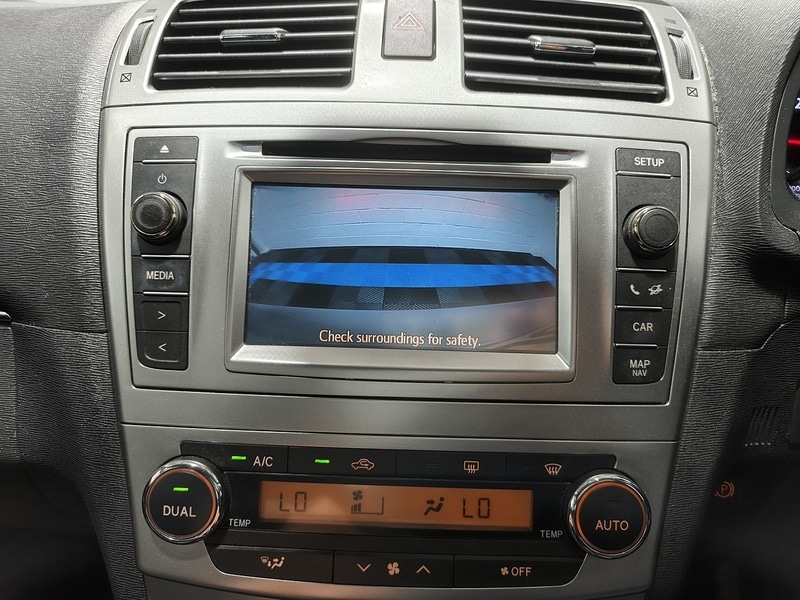 Used Toyota Avensis 2014 for sale - 76253214: Photo 33