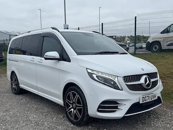 Used Mercedes-Benz V-Class 2022 for sale - 75309329: Photo