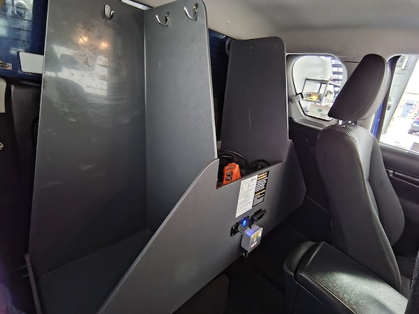 Used Toyota Hilux 2018 for sale - 76320162: Photo 18