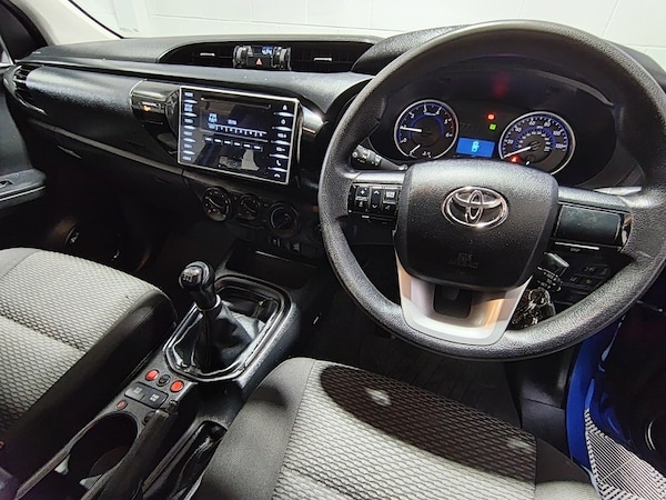 Used Toyota Hilux 2018 for sale - 76320162: Photo 24