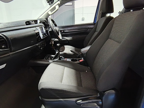 Used Toyota Hilux 2018 for sale - 76320162: Photo 36