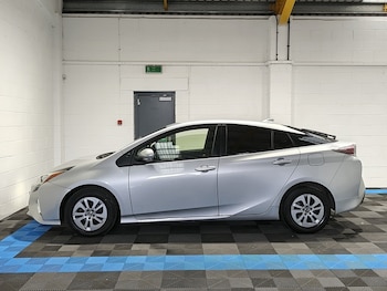 Used Toyota Prius 2018 for sale - 78714448: Photo