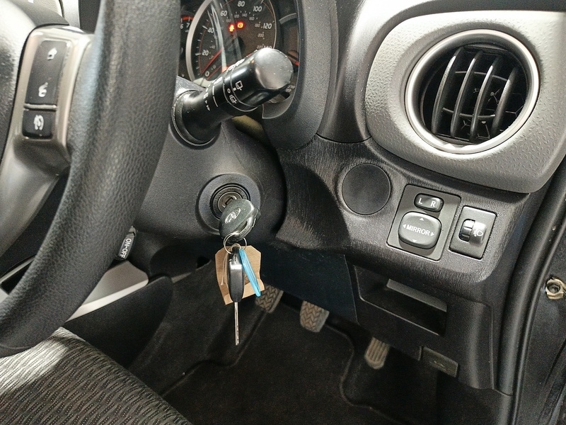 Used Toyota Yaris 2014 for sale - 78083716: Photo 27